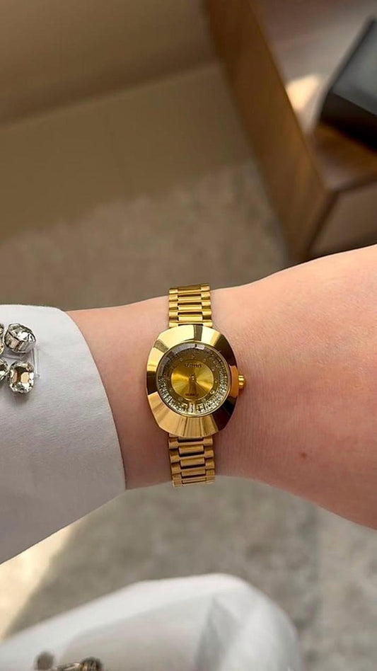 Gold Crystal Women’s Watch – Elegant Luxury Edition